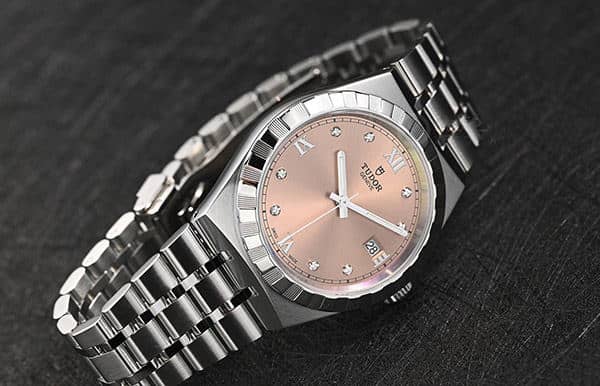 帝舵表针氧化了能清洁吗