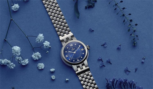 帝舵腕表进水了解决办法